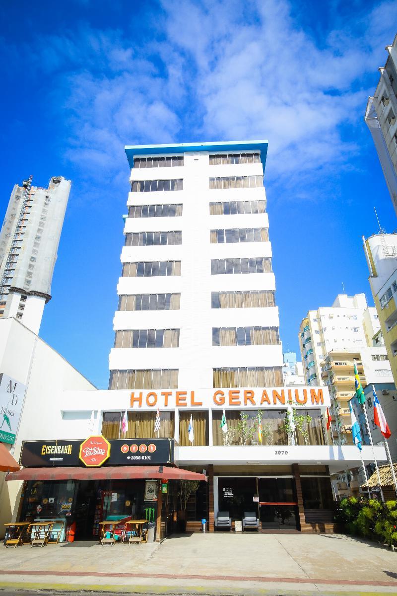 Hotel Geranium Balneario Camboriu Exterior photo